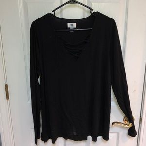 Black cross cross long sleeve